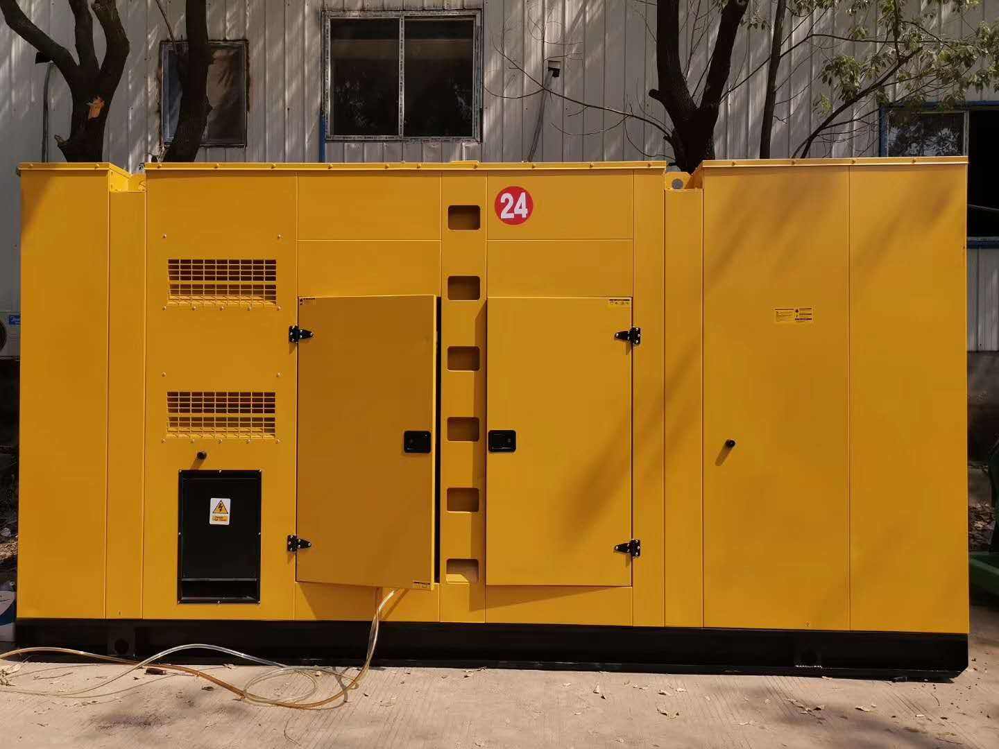 罗定租赁发电机-国产柴油发电机油耗的奥秘