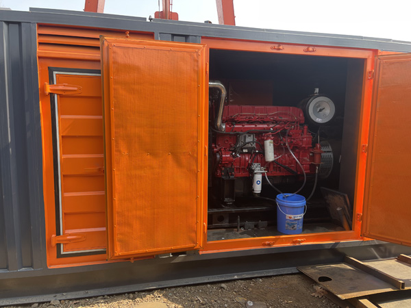 罗定哪些因素会影响 200KW 柴油发电机的燃油消耗率？