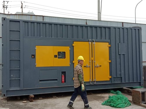 罗定柴油发电机组空气滤清器的更换周期是多久？