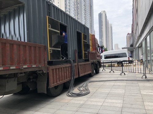 罗定柴油发电机空气滤清器在不同季节的更换周期是否有差异？