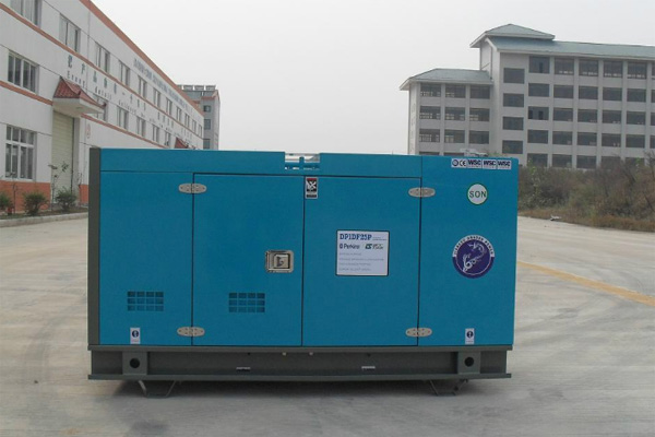 罗定发电机租赁如何正确安装空气滤清器？