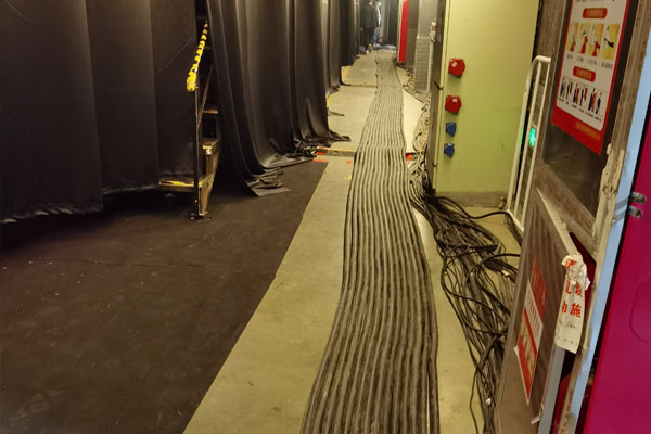 罗定柴油发电机组的输出电压可以调节到哪些范围？