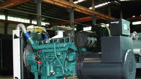 罗定如何判断柴油发电机组的机油是否需要更换？